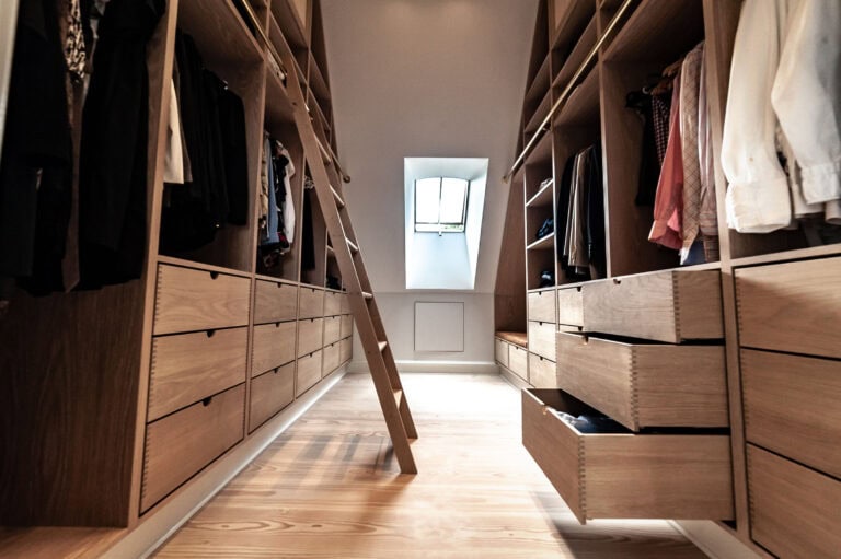 walk_in_closet_2