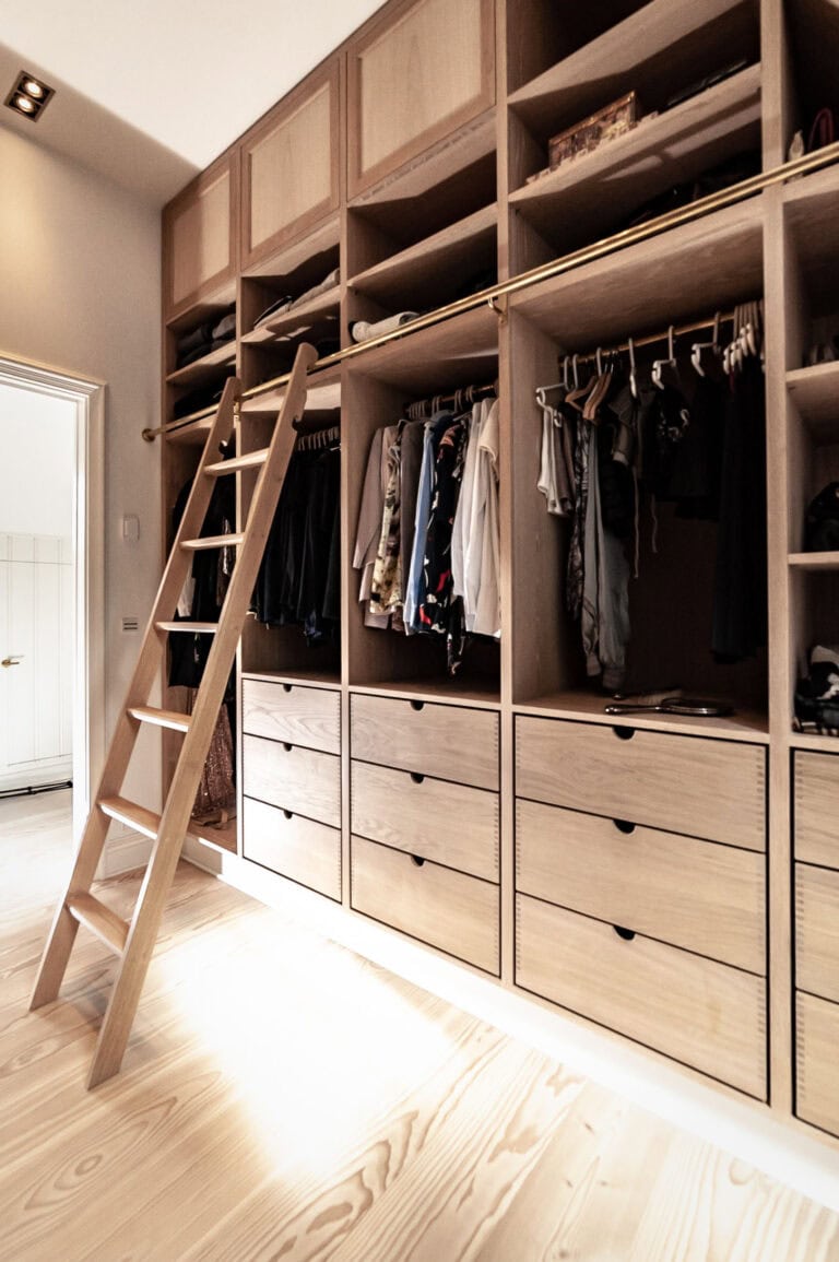 walk_in_closet_4